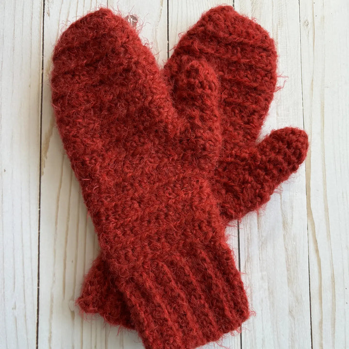 QuietJoy hand-crocheted mittens, red