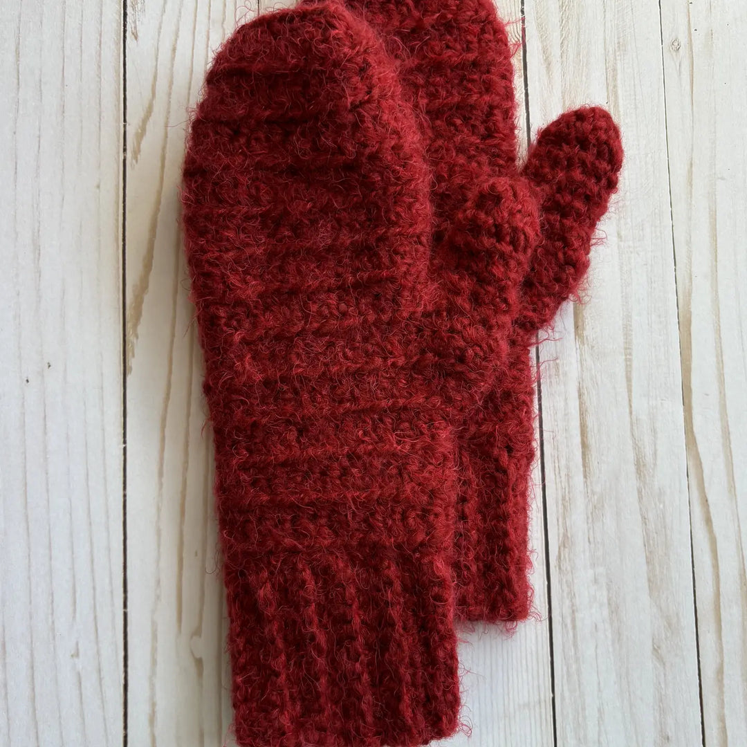 QuietJoy hand-crocheted mittens, red